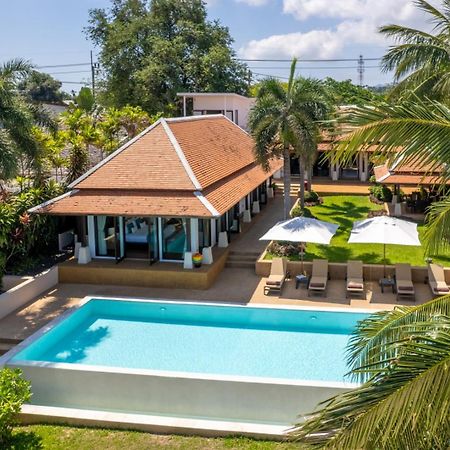 Bacaya Beachfront Villa Bang Rak Beach  Exterior photo